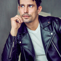 pánské bílé véčko, men's white V-neck