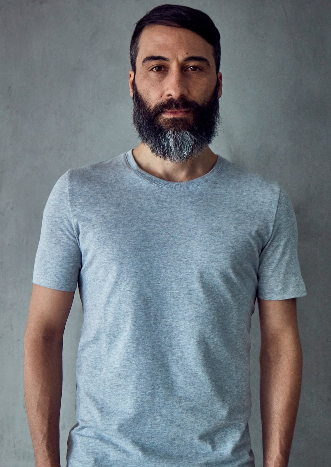 PÁNSKÉ ŠEDÉ TRIČKO