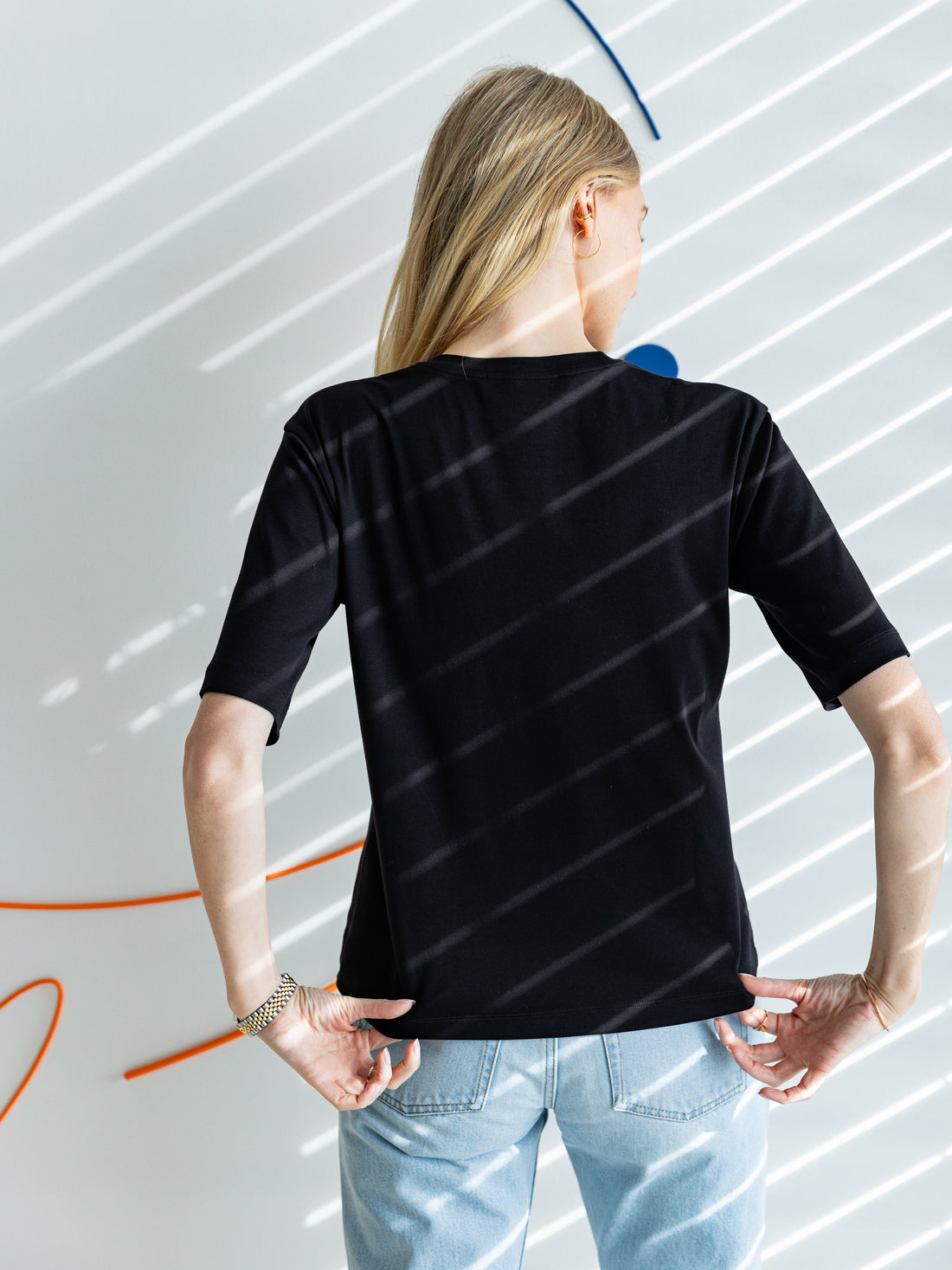 DÁMSKÉ ČERNÉ OVERSIZED TRIČKO