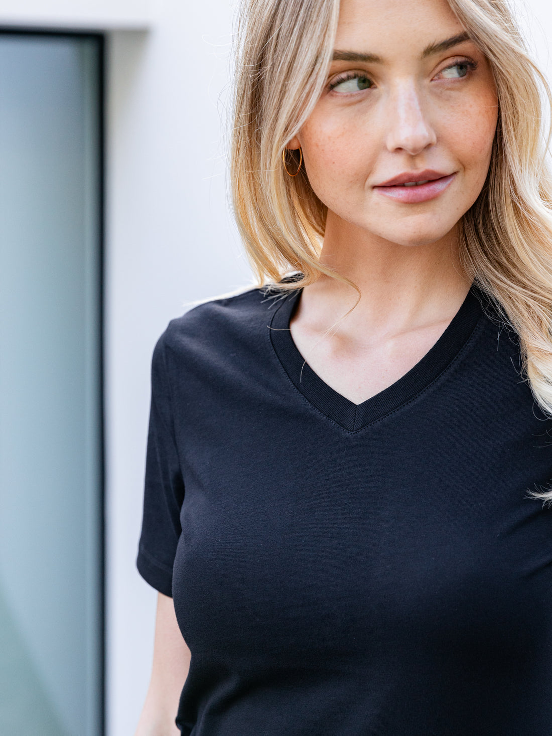 DÁMSKÉ ČERNÉ VÉČKO